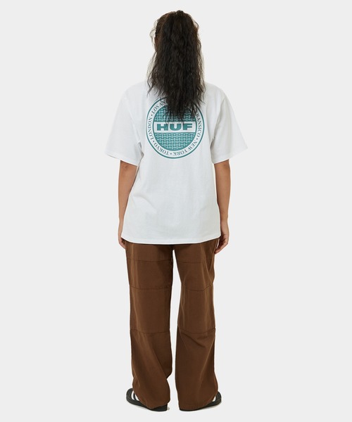 HUF(ハフ)の「MANHOLE TEE / HUF ハフ プリント Tシャツ 半袖(Tシャツ/カットソー・メンズ・ホワイト/ブラック・SMALL/MEDIUM/LARGE/X-LARGE/XX-LARGE)」の12枚目の写真