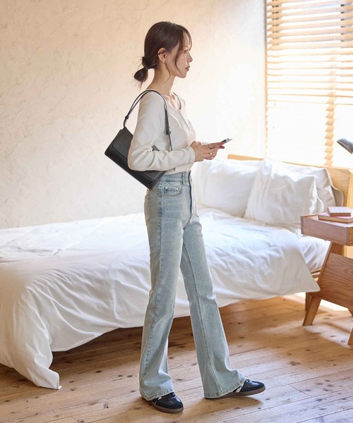 CHAN ME（チャンミ）の「【選べる2丈】ストレッチセミフレアデニムパンツ（デニムパンツ・レディース・インディゴブルー/ライトブルー/ブルー・TL/TLL/TS/TM/SMALL/MEDIUM/LARGE/X-LARGE）」の15枚目の写真