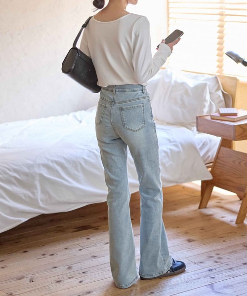 CHAN ME（チャンミ）の「【選べる2丈】ストレッチセミフレアデニムパンツ（デニムパンツ・レディース・インディゴブルー/ライトブルー/ブルー・TL/TLL/TS/TM/SMALL/MEDIUM/LARGE/X-LARGE）」の8枚目の写真