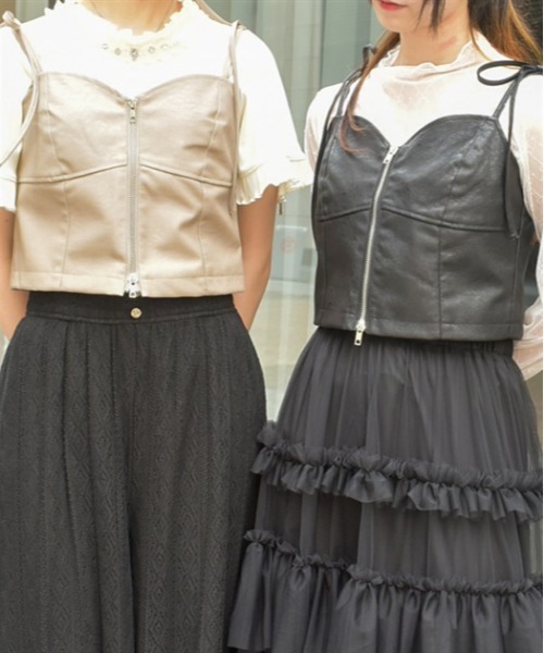 axes femme（アクシーズファム）の「リボンフェイクレザービスチェ（ベスト・レディース・ベージュ/ブラック・FREE）」の6枚目の写真