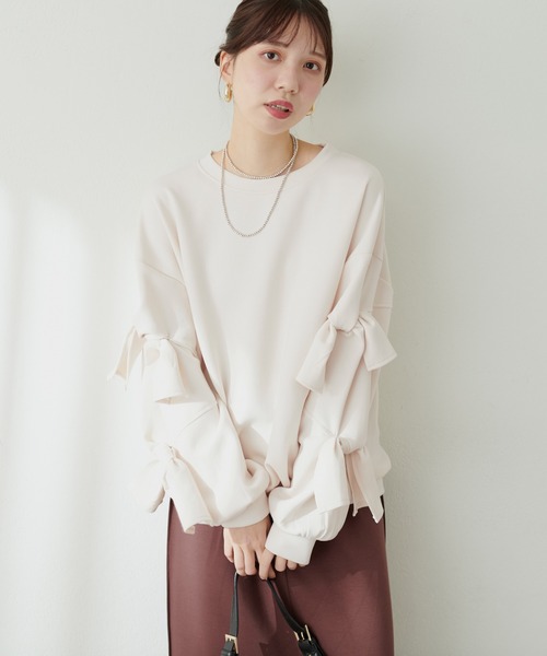 natural couture(ナチュラルクチュール)の「袖リボンダンボールプルオーバー(Tシャツ/カットソー・レディース・オフホワイト/ブルー/グレー/ブラック・FREE)」の7枚目の写真