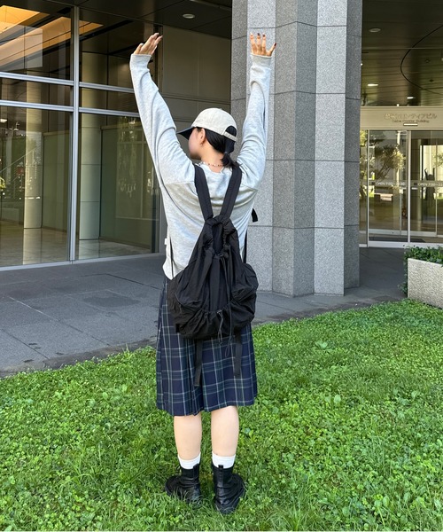 kutir（クティール）の「kutirlune／ポケットナップサック　バックパック（バックパック/リュック・レディース・ブラック/シルバー・FREE）」の3枚目の写真