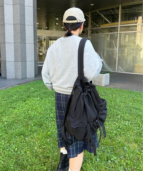 kutir（クティール）の「kutirlune／ポケットナップサック　バックパック（バックパック/リュック・レディース・ブラック/シルバー・FREE）」の6枚目の写真