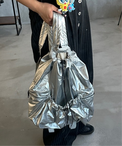 kutir（クティール）の「kutirlune／ポケットナップサック　バックパック（バックパック/リュック・レディース・ブラック/シルバー・FREE）」の7枚目の写真