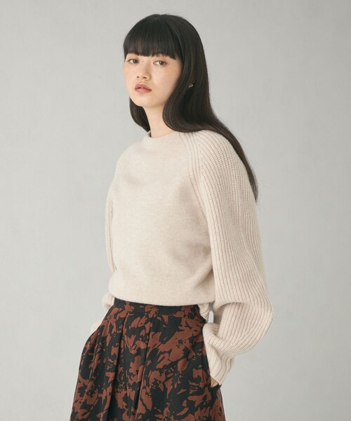 EMMEL REFINES（エメルリファインズ）の「＜EMMEL REFINES＞EM ラグランキリカエ ニットプルオーバー（ニット/セーター・レディース・ライトブルー/オフホワイト/ベージュ・FREE）」の7枚目の写真