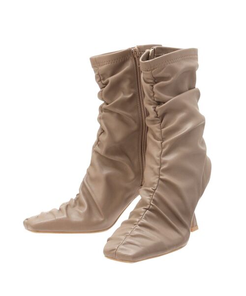 RESEXXY（リゼクシー）の「ギャザーデザインショートブーツ（ブーツ・レディース・ブラック/ベージュ・LARGE/MEDIUM/SMALL）」の7枚目の写真