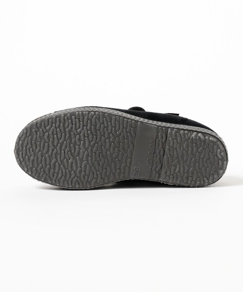 Cienta(シエンタ)の「Cienta / VELOURS VELCRO STRAPS (14~20cm)(その他シューズ・キッズ・ダークブラウン/ブラック・15 /16/17/18/19/20/14)」の5枚目の写真