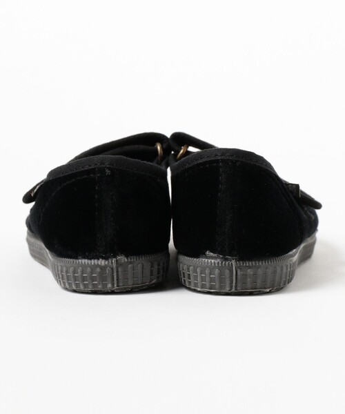 Cienta(シエンタ)の「Cienta / VELOURS VELCRO STRAPS (14~20cm)(その他シューズ・キッズ・ダークブラウン/ブラック・15 /16/17/18/19/20/14)」の7枚目の写真