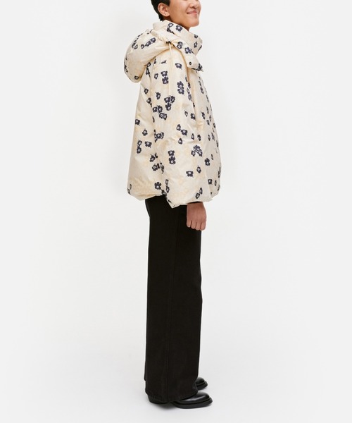 marimekko（マリメッコ）の「Toppa Pikkuinen Unikko / down coat