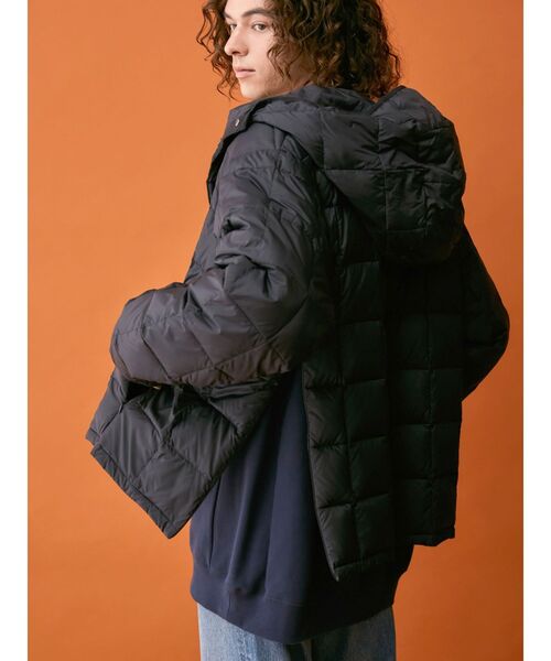 TAION(タイオン)の「【UNISEX/ユニセックス】TAION別注 キルティングフードブルゾン(ブルゾン・メンズ・ブラック/グレー・SMALL/MEDIUM/LARGE)」の8枚目の写真