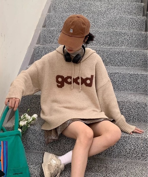 kirakiraShop(キラキラショップ)の「ビッグ ロゴ ニット フーディー トップス(ニット/セーター・レディース・グレー/レッド/ネイビー/ベージュ・FREE)」の15枚目の写真