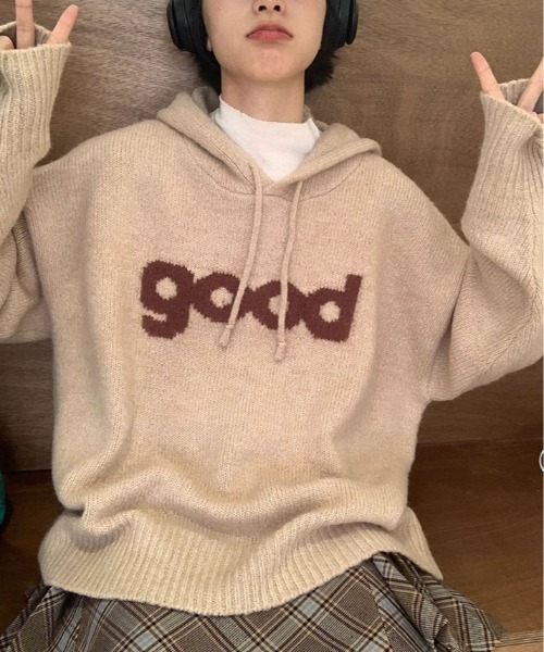kirakiraShop(キラキラショップ)の「ビッグ ロゴ ニット フーディー トップス(ニット/セーター・レディース・グレー/レッド/ネイビー/ベージュ・FREE)」の16枚目の写真