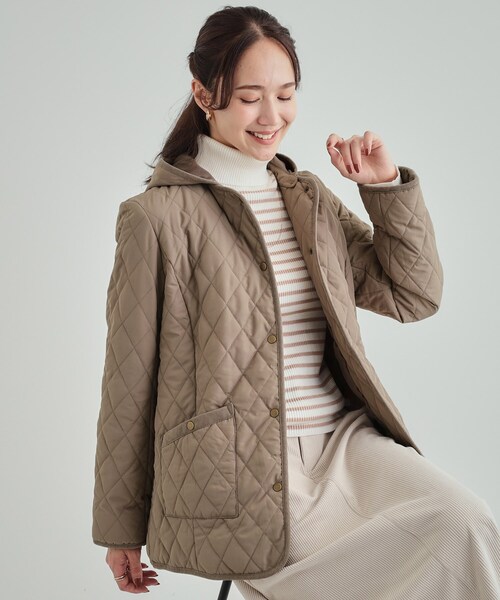 SHOO・LA・RUE（シューラルー）の「【高レビュー/フード取り外し可】大人カジュアルなキルトジャケット（その他アウター・レディース・ブラック/ブラウン系/ベージュ・01/02/03/04）」の3枚目の写真