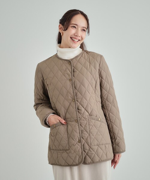 SHOO・LA・RUE（シューラルー）の「【高レビュー/フード取り外し可】大人カジュアルなキルトジャケット（その他アウター・レディース・ブラック/ブラウン系/ベージュ・01/02/03/04）」の21枚目の写真