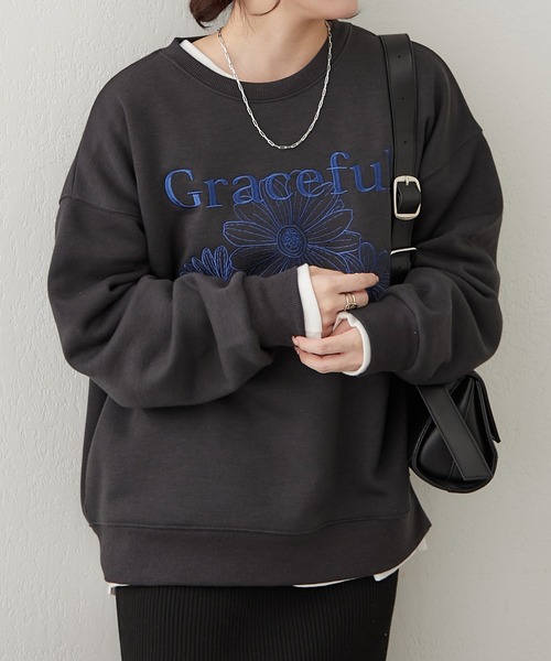 continuer de NICE CLAUP(コンティニューデナイスクラップ)の「裏起毛フラワー刺繍スウェット(スウェット・レディース・スミクロ/オートミール/ブラウン・FREE)」の18枚目の写真