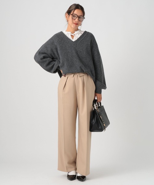 BAYFLOW（ベイフロー）の「[軽くあたたかな着心地]ジーロンラムVネックプルオーバー（ニット/セーター・レディース・ベージュ/チャコール・FREE）」の7枚目の写真