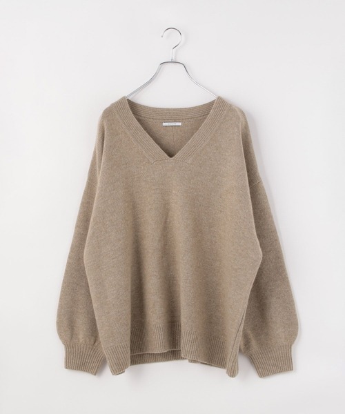 BAYFLOW（ベイフロー）の「[軽くあたたかな着心地]ジーロンラムVネックプルオーバー（ニット/セーター・レディース・ベージュ/チャコール・FREE）」の22枚目の写真