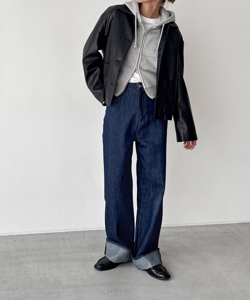 CANAL JEAN（キャナルジーン）の「ロールアップハイウエストデニムパンツ（デニムパンツ・レディース・インディゴブルー/ブラック・マルチサイズ）」の21枚目の写真