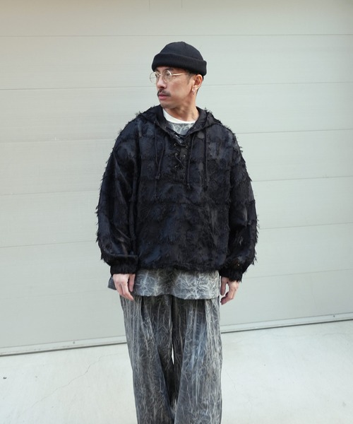 Aphlotus(アプロタス)の「フリンジジャガード レースアップ シアー プルパーカー(パーカー・メンズ・ブラック/アイボリー・SMALL/MEDIUM/LARGE)」の9枚目の写真