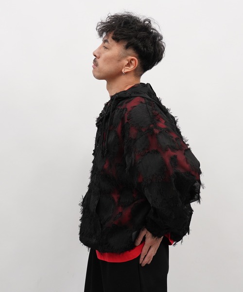 Aphlotus(アプロタス)の「フリンジジャガード レースアップ シアー プルパーカー(パーカー・メンズ・ブラック/アイボリー・SMALL/MEDIUM/LARGE)」の18枚目の写真