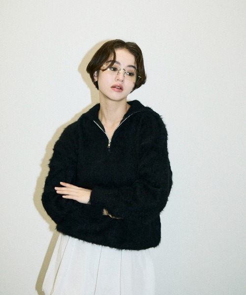 Clum(クルム)の「half zip mohair like over size knit / ハーフジップモヘアライクオーバーサイズニット(スウェット・レディース・ピンク/ホワイト/ブラック・SMALL/MEDIUM)」の2枚目の写真