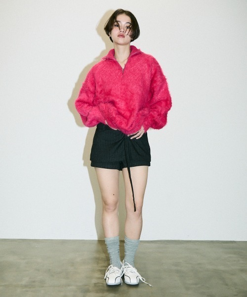 Clum(クルム)の「half zip mohair like over size knit / ハーフジップモヘアライクオーバーサイズニット(スウェット・レディース・ピンク/ホワイト/ブラック・SMALL/MEDIUM)」の18枚目の写真