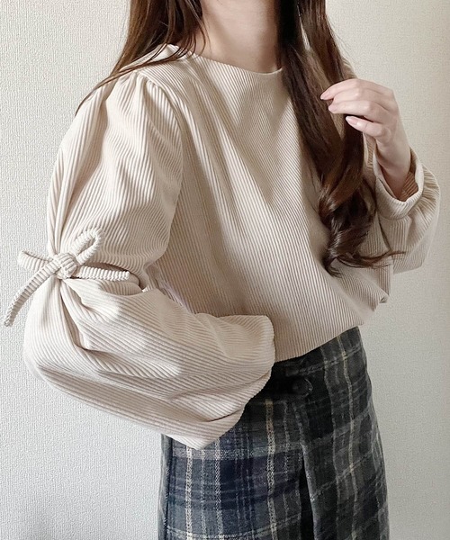 Nana(ナナ)の「コーデュロイリボントップス(Tシャツ/カットソー・レディース・ベージュ/チャコールグレー・FREE)」の6枚目の写真