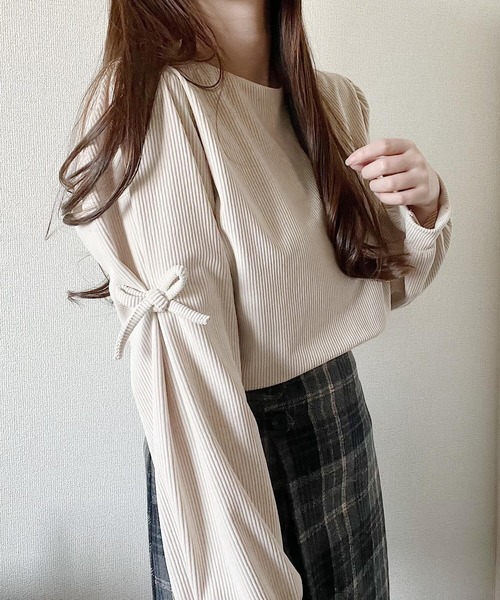 Nana(ナナ)の「コーデュロイリボントップス(Tシャツ/カットソー・レディース・ベージュ/チャコールグレー・FREE)」の8枚目の写真