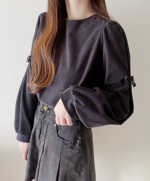 Nana(ナナ)の「コーデュロイリボントップス(Tシャツ/カットソー・レディース・ベージュ/チャコールグレー・FREE)」の13枚目の写真