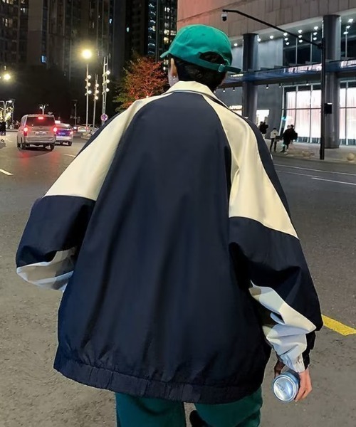 link lot（リンクロット）の「バイカラーオーバーサイズナイロンジャケットブルゾン（ナイロンジャケット・メンズ・ネイビー/ブラック・L/M）」の6枚目の写真