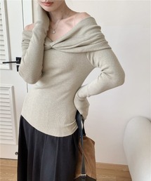 前絞りオフショルニットプルオーバー