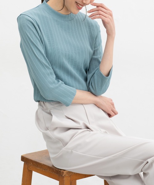 Honeys(ハニーズ)の「【UVカット】7分袖ハイネックTシャツ(Tシャツ/カットソー・レディース・オフホワイト/ブルー/アイボリー/ブラック/ピンク/ライトグリーン/キャメル・L/LL/M/S)」の5枚目の写真