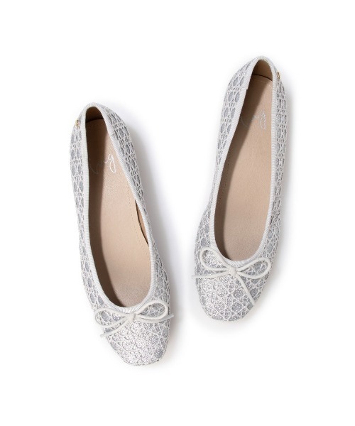 ing（イング）の「リラックスバレエシューズ（バレエシューズ・レディース・シルバー系その他7/イエロー/ブラック系その他/アイボリー/ブラック/アンティークゴールド/霜降りグレー・24cm/23.5cm/23cm/22.5cm/25cm/24.5cm）」の6枚目の写真