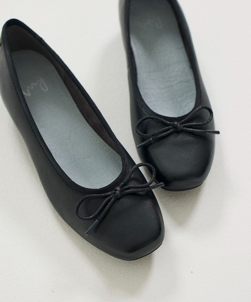 ing（イング）の「リラックスバレエシューズ（バレエシューズ・レディース・シルバー系その他7/イエロー/ブラック系その他/アイボリー/ブラック/アンティークゴールド/霜降りグレー・24cm/23.5cm/23cm/22.5cm/25cm/24.5cm）」の3枚目の写真