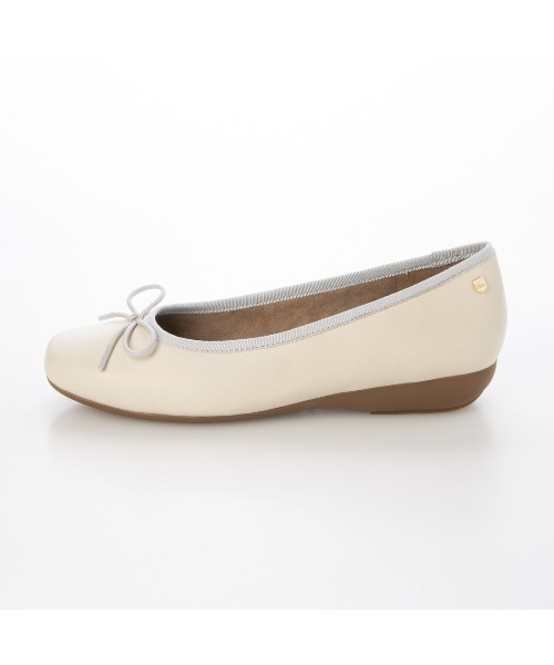 ing（イング）の「リラックスバレエシューズ（バレエシューズ・レディース・シルバー系その他7/イエロー/ブラック系その他/アイボリー/ブラック/アンティークゴールド/霜降りグレー・24cm/23.5cm/23cm/22.5cm/25cm/24.5cm）」の10枚目の写真