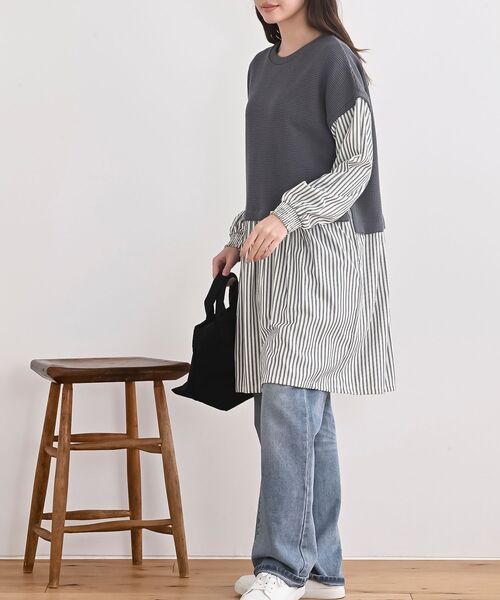 rps（アールピーエス）の「ニットソーベストレイヤード風チュニック（チュニック・レディース・グレー/チャコールグレー/ネイビー・フリー）」の5枚目の写真