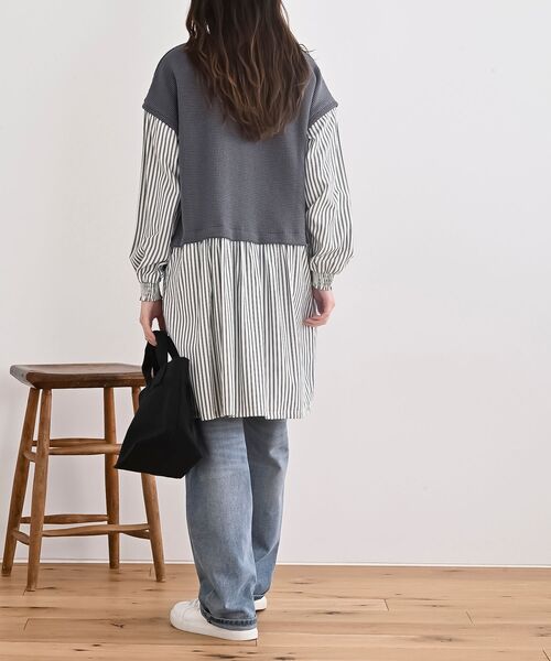 rps（アールピーエス）の「ニットソーベストレイヤード風チュニック（チュニック・レディース・グレー/チャコールグレー/ネイビー・フリー）」の6枚目の写真