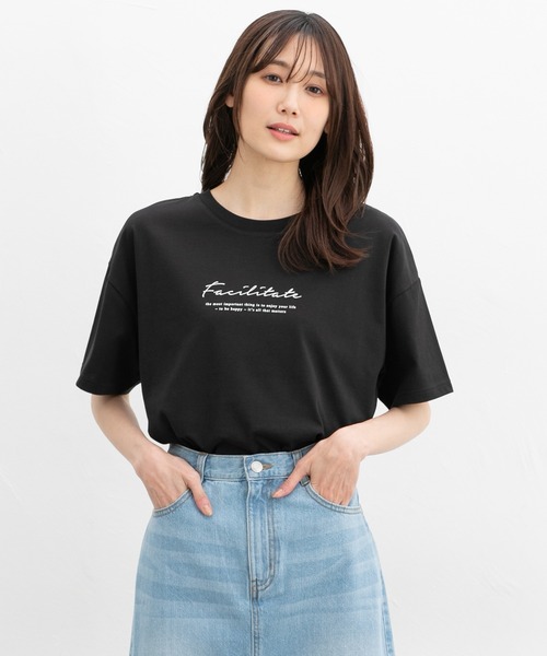 Honeys(ハニーズ)の「【ハニさら・接触冷感・UVカット】ロゴプリントTシャツ(Tシャツ/カットソー・レディース・レッド/ライトグリーン/ブラック/ホワイト×ブルー/ホワイト×ブラック/グリーン/ボルドー・S/M/LL/L)」の10枚目の写真