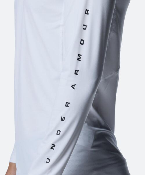 UNDER ARMOUR(アンダーアーマー)の「UAヒートギア フィッティド ロングスリーブ Vネックシャツ(ゴルフ/メンズ)(Tシャツ/カットソー・メンズ・ホワイト・3XL)」の5枚目の写真