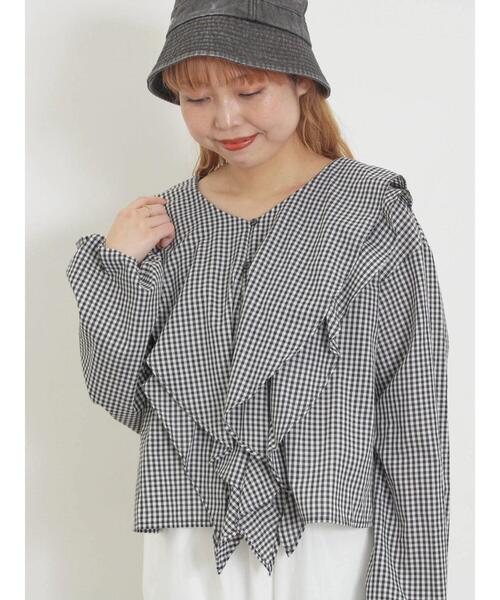 Samansa Mos2(サマンサ モスモス)の「フレアカラーブラウス(シャツ/ブラウス・レディース・ブラック/ピンク/グリーン/オフホワイト・F)」の3枚目の写真