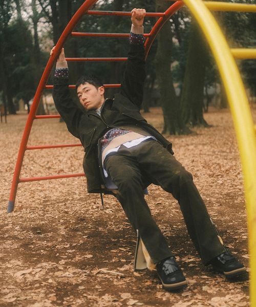 amok（アモク）の「FLOCKING ECO LEATHER PANTS（その他パンツ・メンズ・ブラック/イエロー・S/M/L）」の3枚目の写真