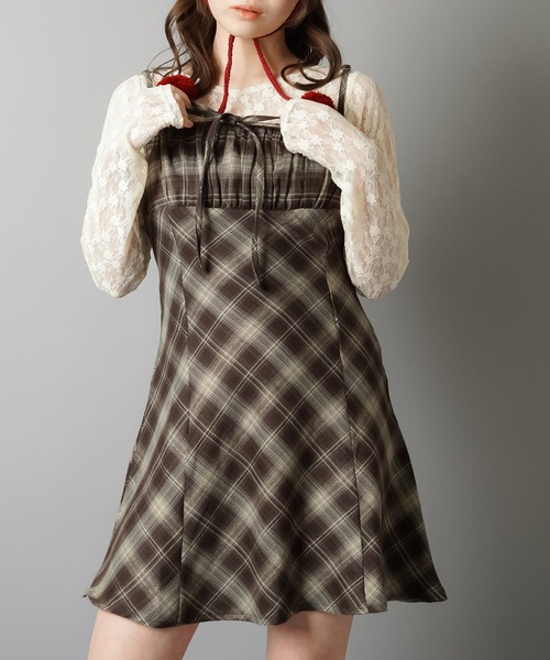 SPINNS（スピンズ）の「チェックリボンミニキャミワンピース（ワンピース・レディース・ブラック/サックスブルー/ベージュ/ブラウン・ONESIZE）」の6枚目の写真