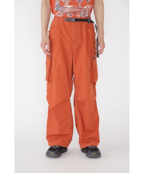 and wander(アンドワンダー)の「MILITARY WIDE PANT|ミリタリーワイドパンツ(その他パンツ・メンズ・カーキ/レッド/ブラック・M/S/XL/XXL/L)」の2枚目の写真