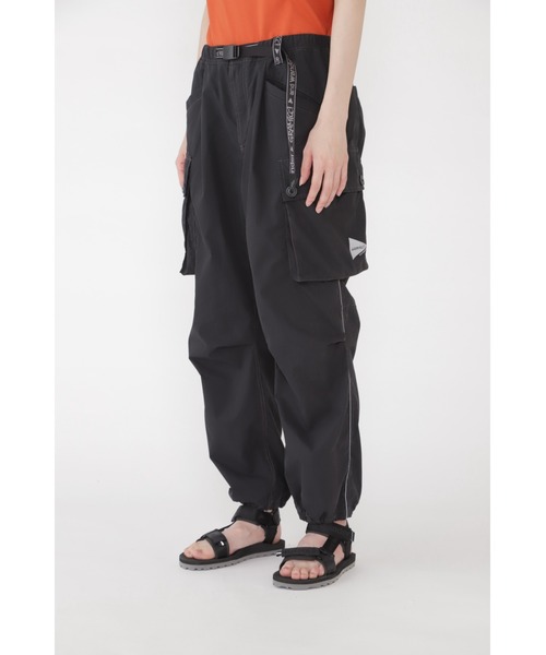 and wander(アンドワンダー)の「MILITARY WIDE PANT|ミリタリーワイドパンツ(その他パンツ・メンズ・カーキ/レッド/ブラック・M/S/XL/XXL/L)」の3枚目の写真