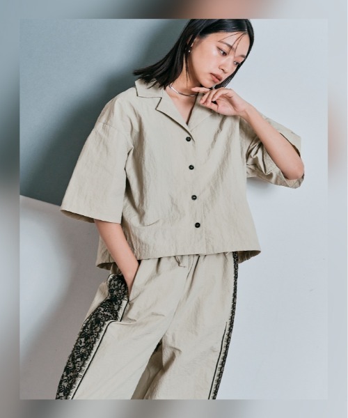 W:Huku(フーク)の「撥水 サファリシャツ ショート丈 ジャケット / 半袖 ハーフスリーブ(ノーカラージャケット・レディース・グレー/ベージュ系/ブラック・M/L)」の14枚目の写真