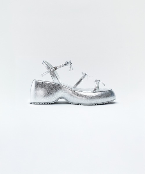 Lucida（ルシーダ）の「Lesath/ラッシュリボンチャンキー厚底サンダル（サンダル・レディース・ブラック/シルバー/ゴールド/グリーン・35/36/37/38/39）」の8枚目の写真