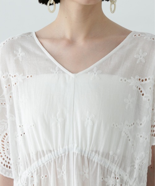 N.（N. Natural Beauty Basic）（エヌエヌナチュラルビューティーベーシック）の「スカラップレースワンピース（ワンピース・レディース・オフホワイト/ブラック・MEDIUM）」の17枚目の写真
