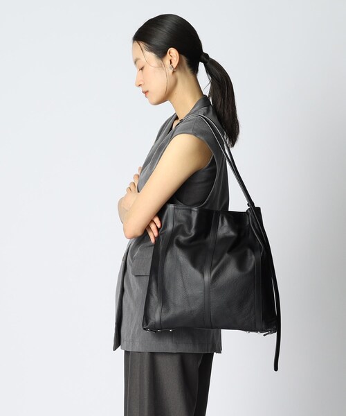 HIROKO HAYASHI(ヒロコハヤシ)の「FINE(フィーネ)2wayショルダーバッグ(ショルダーバッグ・レディース・ブラック・00)」の13枚目の写真