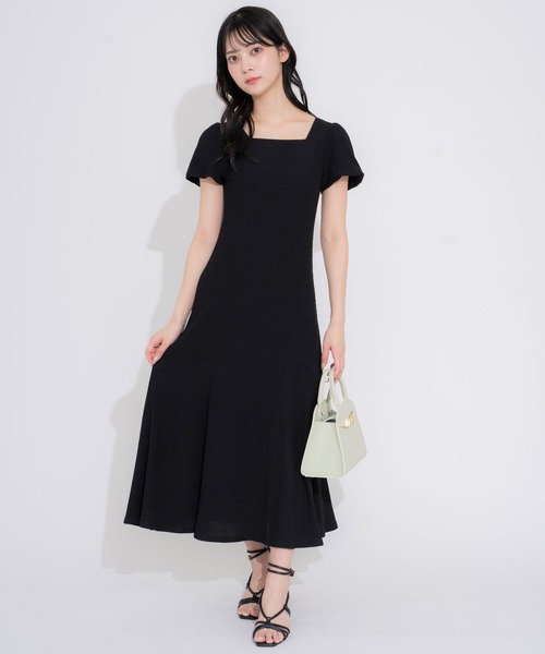 NOELA（ノエラ）の「【WEB限定カラーあり】スクエアネックカットワンピース（ワンピース・レディース・その他1/その他2/ブラック・フリー）」の15枚目の写真