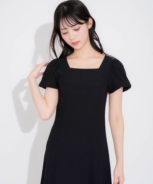 NOELA（ノエラ）の「【WEB限定カラーあり】スクエアネックカットワンピース（ワンピース・レディース・その他1/その他2/ブラック・フリー）」の21枚目の写真